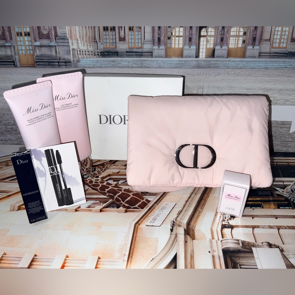 Dior cosmetic pouch bundle